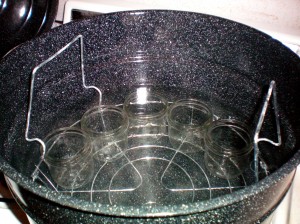 Boiling-water canner