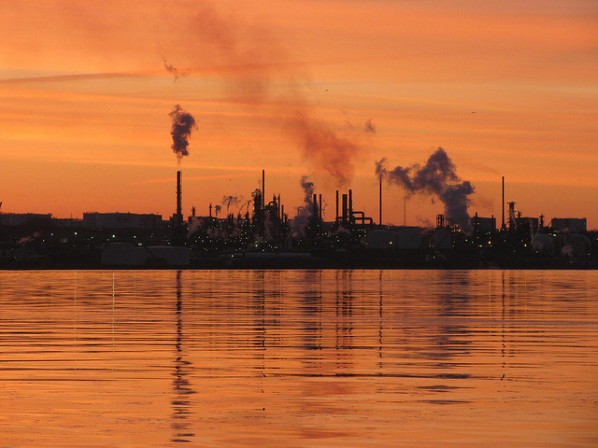 Oil Refinery