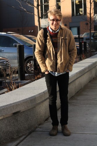 Brett Engwall, COM '15, looks cozy and collegiate in layered earth tones. Photo by Sharon Weissburg.