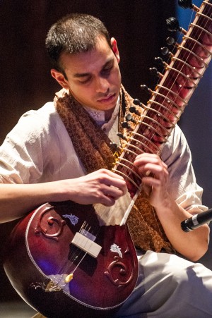 Performer playing the sitar | Photo courtesy of Shadab Dawood